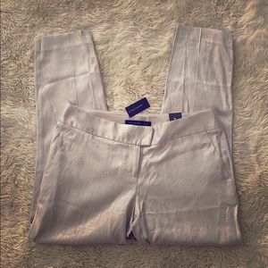 THE LIMITED Women’s Cream Drew Fit Low Rise Ankle Pants Size 4 NWT